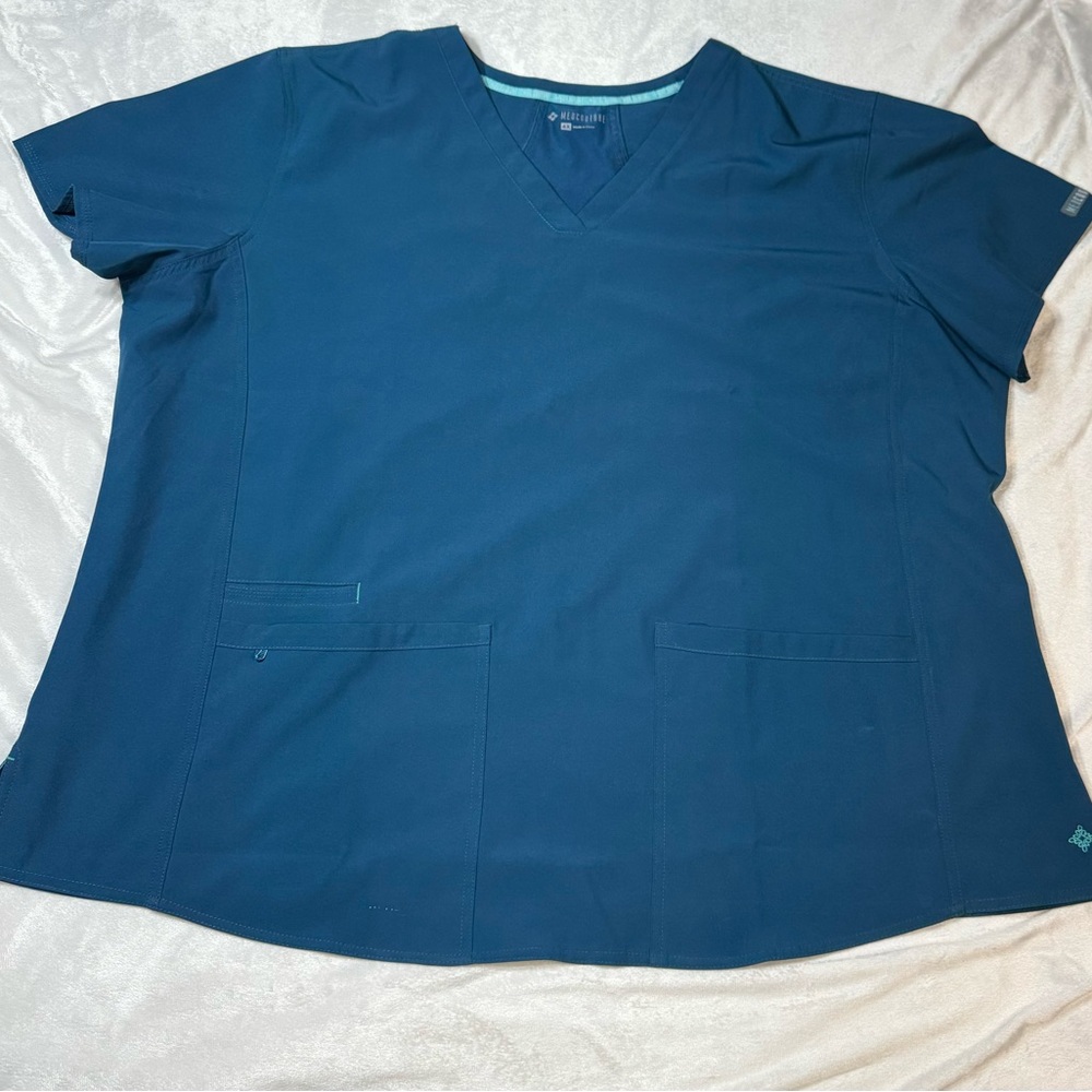 Med Couture scrub top